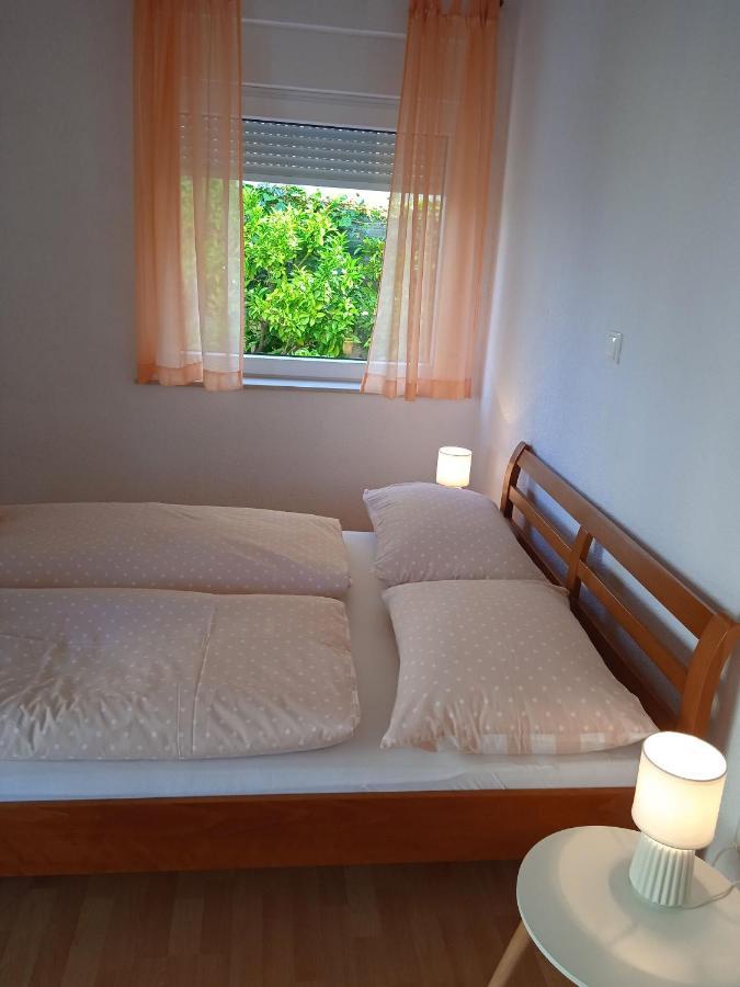 Apartments Blazenka Трогир Екстериор снимка