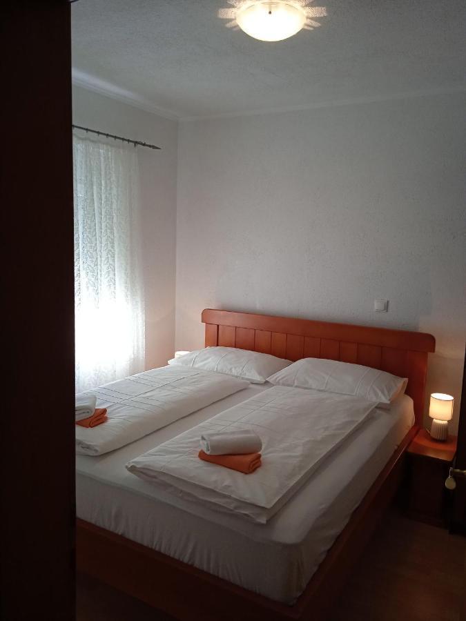 Apartments Blazenka Трогир Екстериор снимка