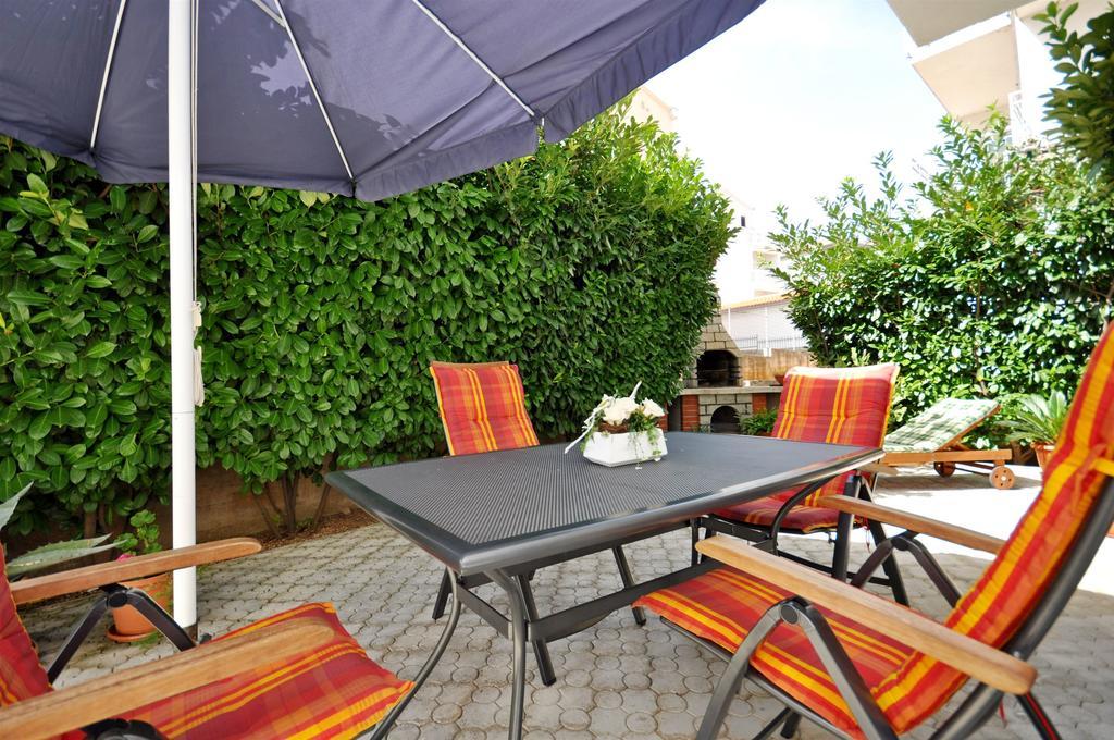 Apartments Blazenka Трогир Екстериор снимка