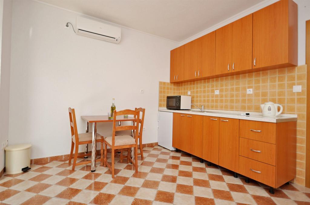 Apartments Blazenka Трогир Екстериор снимка